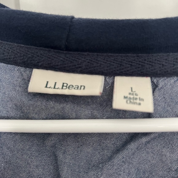 LL Bean Hooded Pullover - Picture 3 of 3